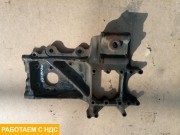 Кронштейн крепления передней рессоры левый