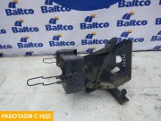 Кронштейн запасного колеса
