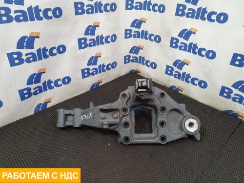 Кронштейн передней рессоры правый